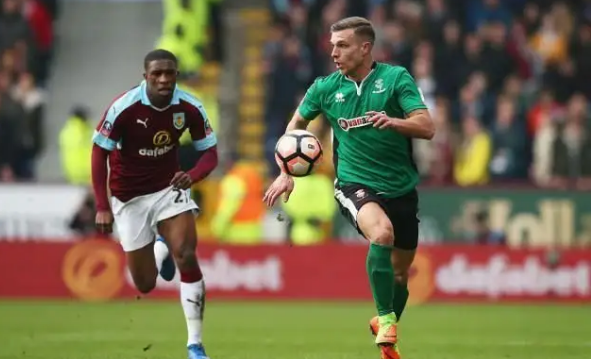 快船拿下黄蜂，近12战10胜超猛！伦纳德轰下35分，哈登总得分升至历史第9